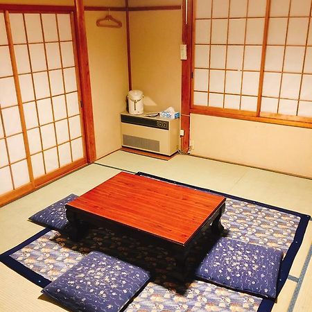 Готель Nakamichiya Iiyama Екстер'єр фото